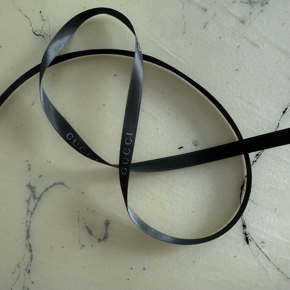 GUCCI GIFT RIBBON - Picture 2 of 2